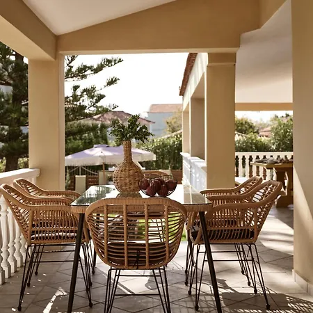 Sea Elegance - On The Beach, By Zantewize Villa *