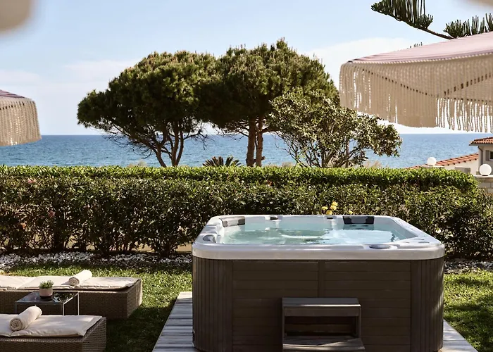 Sea Elegance - On The Beach, By Zantewize *