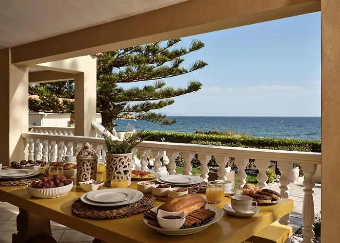 Sea Elegance - On The Beach, By Zantewize * Psarou (Zakynthos)