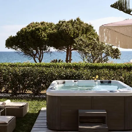 Sea Elegance - On The Beach, By Zantewize *