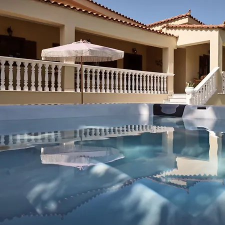 Sea Elegance - On The Beach, By Zantewize